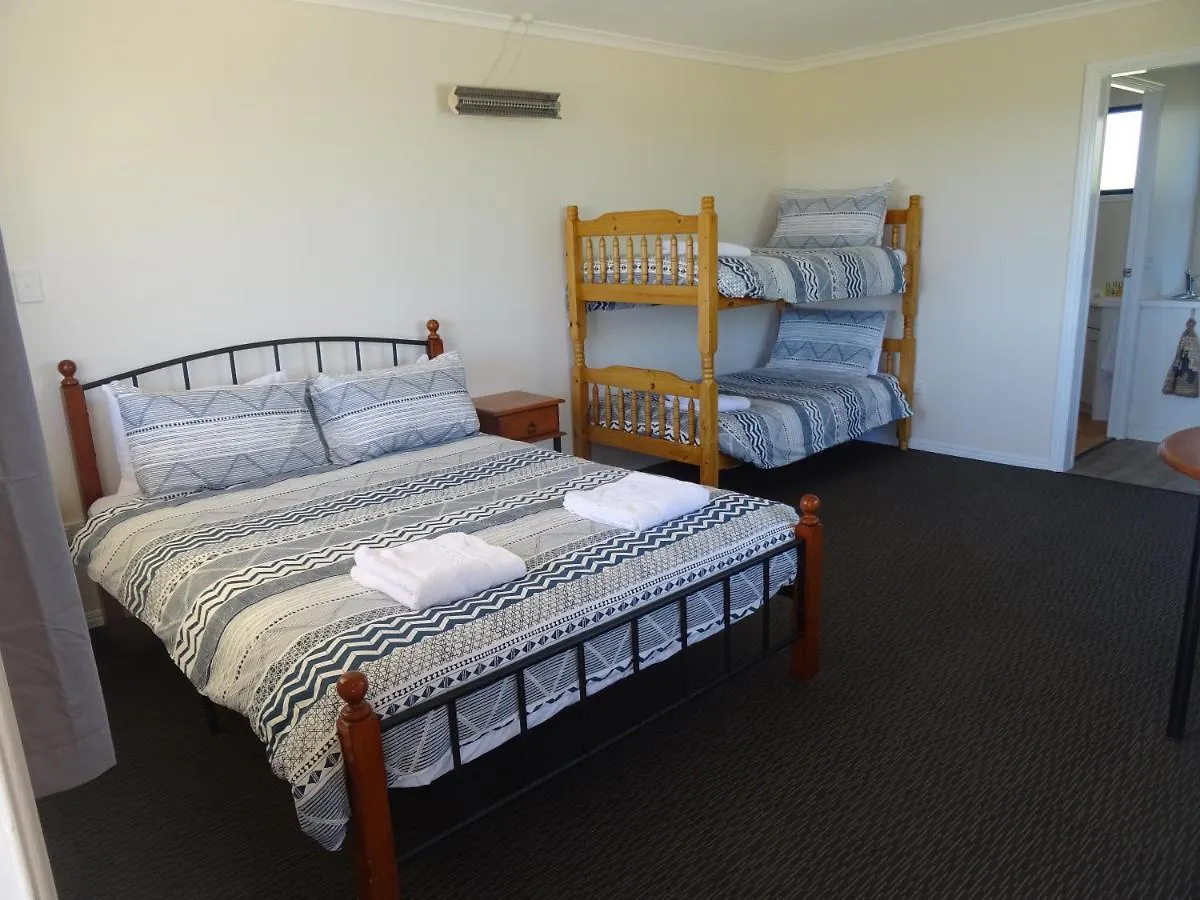 לינה וארוחת בוקר Moffatdale Redgate Country Cottages